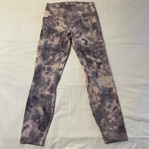 EUC Lululemon Align Leggings 23” Diamond Dye - Picture 2 of 9